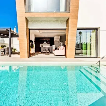 Popeson Nyaraló Nerja