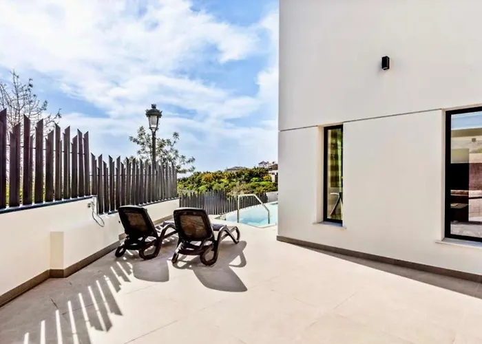 Popeson Nyaraló Nerja